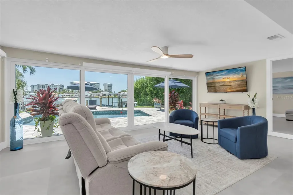 24 Marina Terrace Treasure Island FL 33706