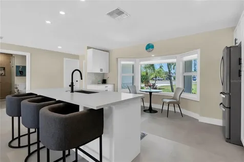 24 Marina Terrace Treasure Island FL 33706