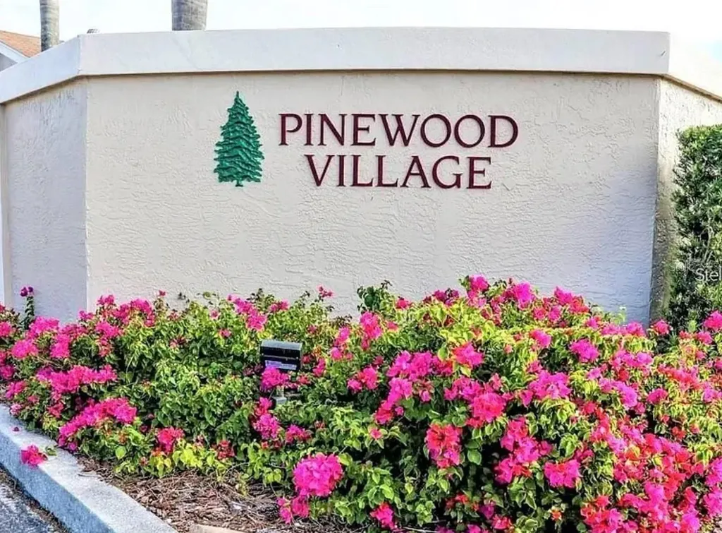 2763 Woodgate Lane Sarasota FL 34231