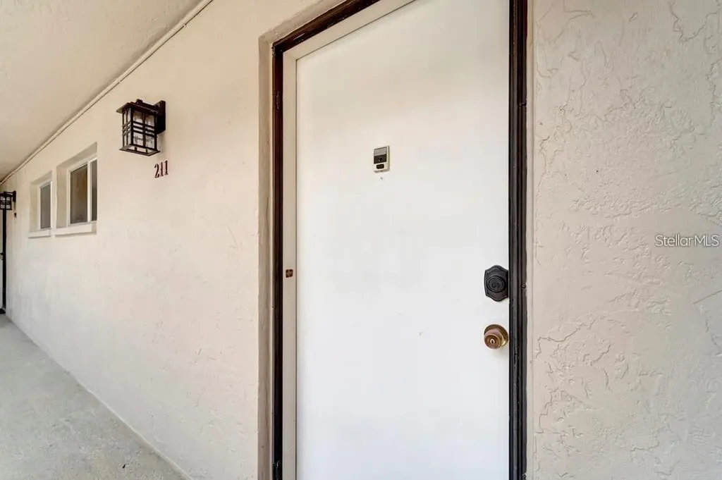 2763 Woodgate Lane Sarasota FL 34231