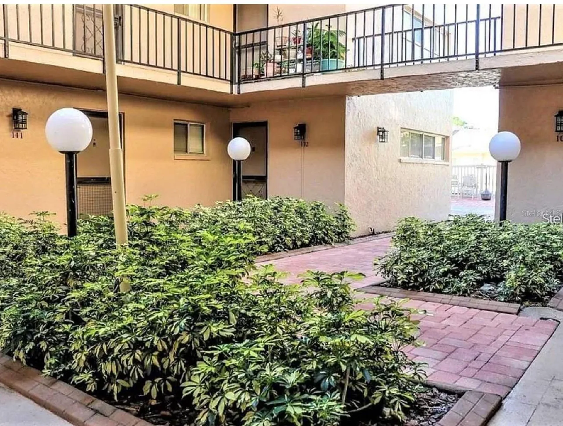 2763 Woodgate Lane Sarasota FL 34231