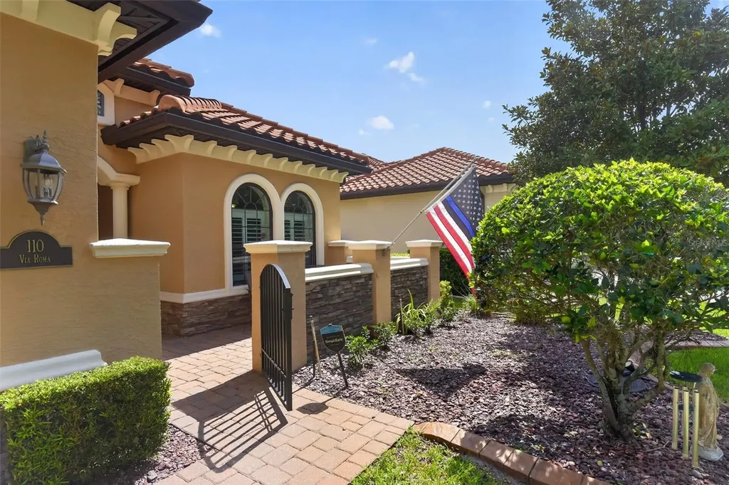 110 Via Roma Ormond Beach FL 32174