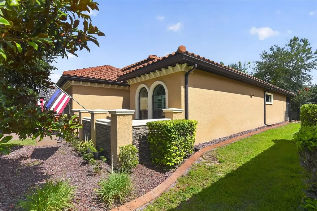 110 Via Roma Ormond Beach FL 32174