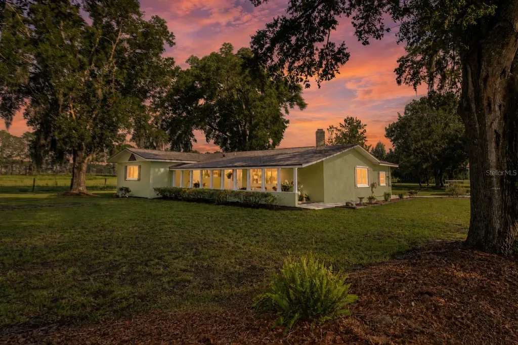 24063 Hayman Road Brooksville FL 34602