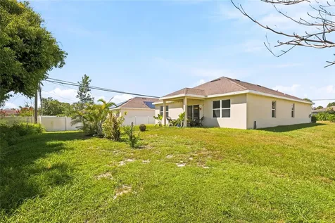 2096 SW Leafy Road Port St Lucie FL 34953