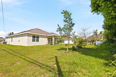 2096 SW Leafy Road Port St Lucie FL 34953