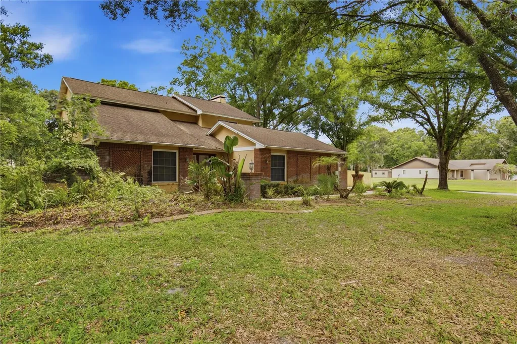 25520 Oaks Boulevard Land O Lakes FL 34639