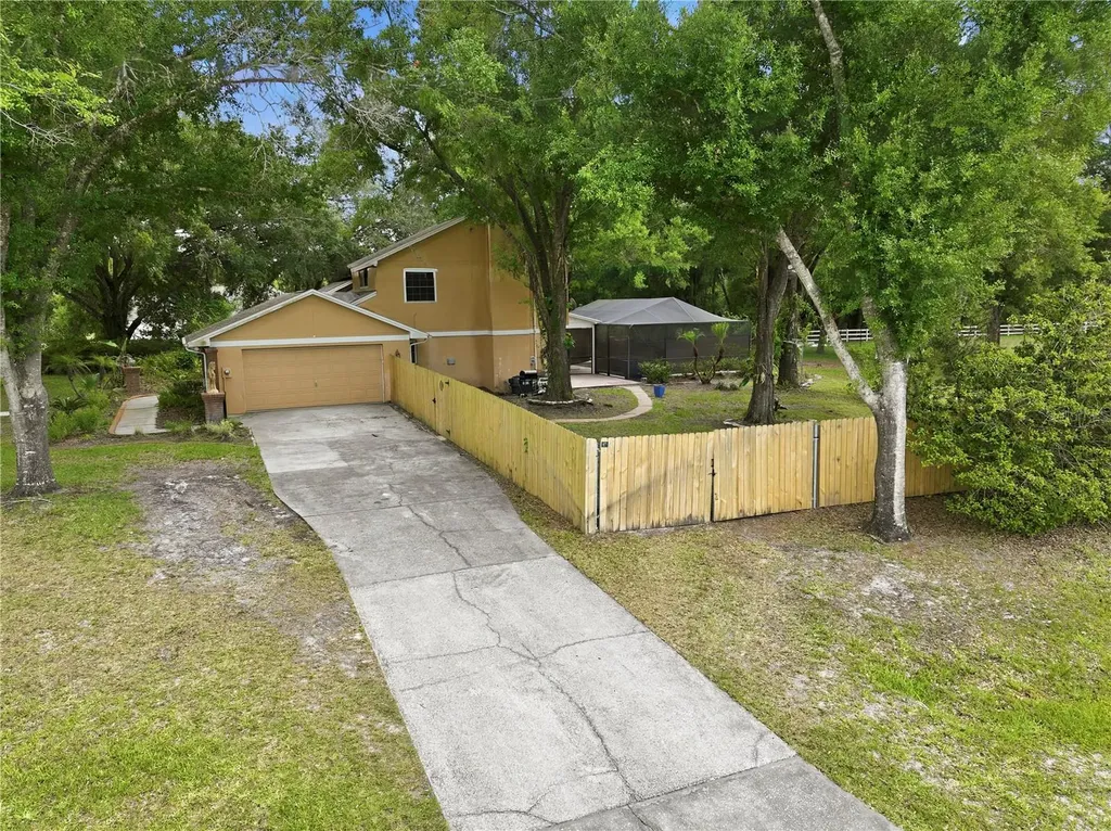 25520 Oaks Boulevard Land O Lakes FL 34639