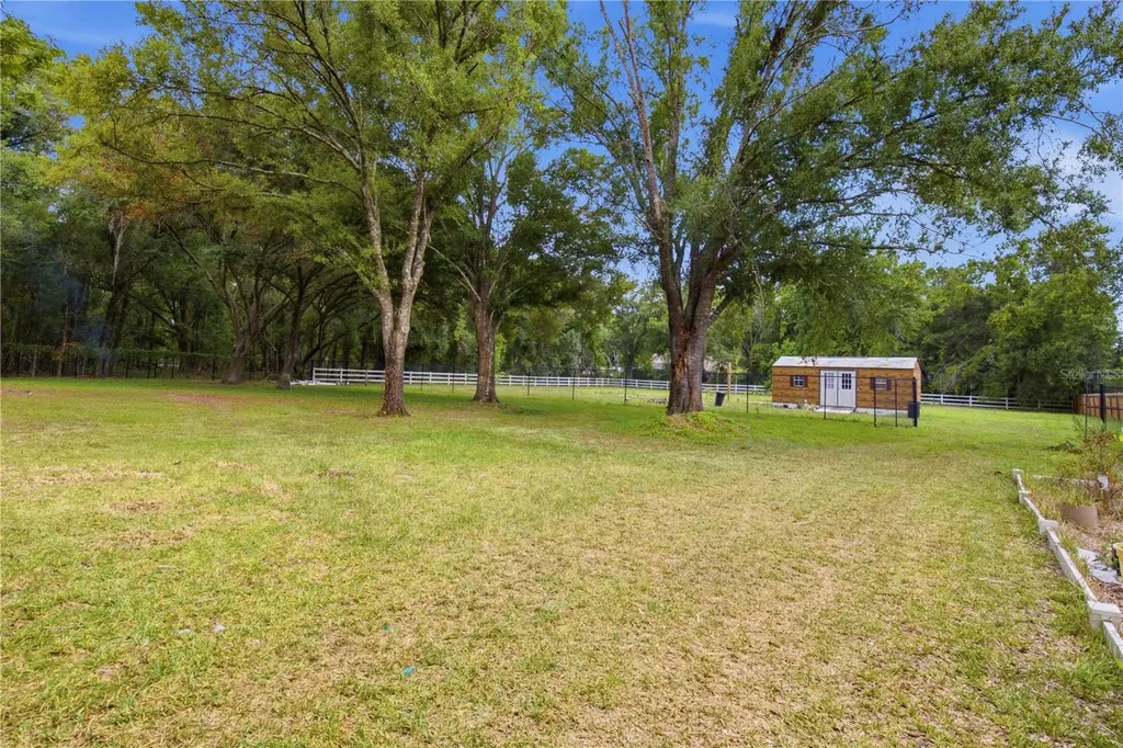 25520 Oaks Boulevard Land O Lakes FL 34639