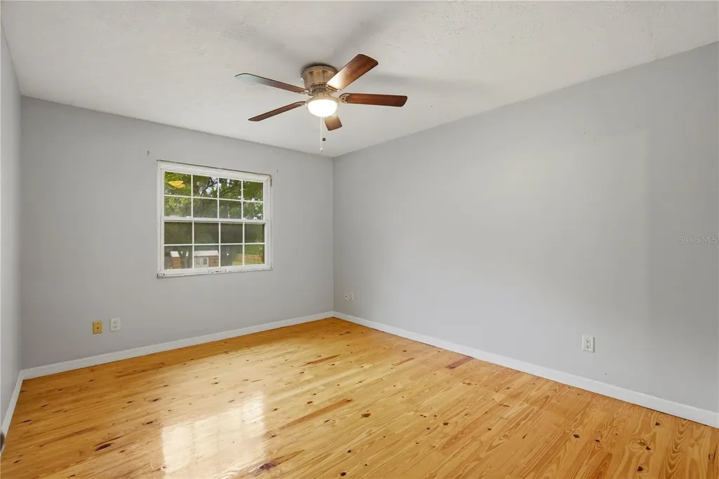 25520 Oaks Boulevard Land O Lakes FL 34639