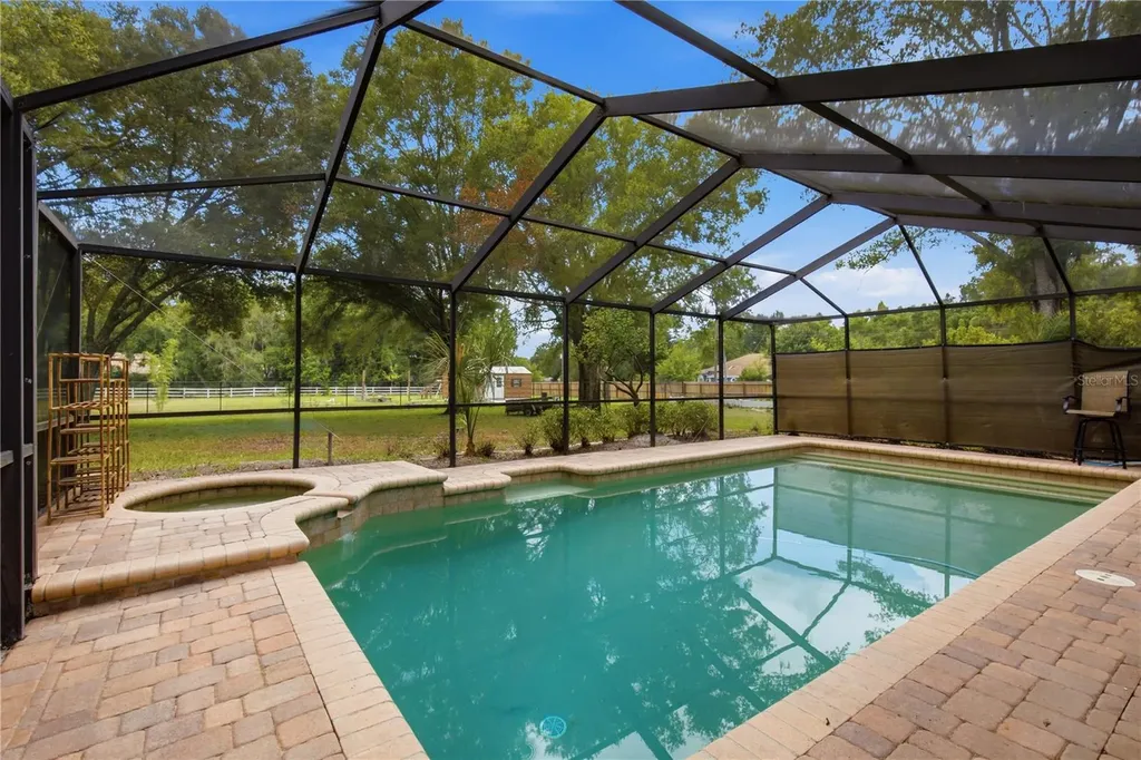 25520 Oaks Boulevard Land O Lakes FL 34639