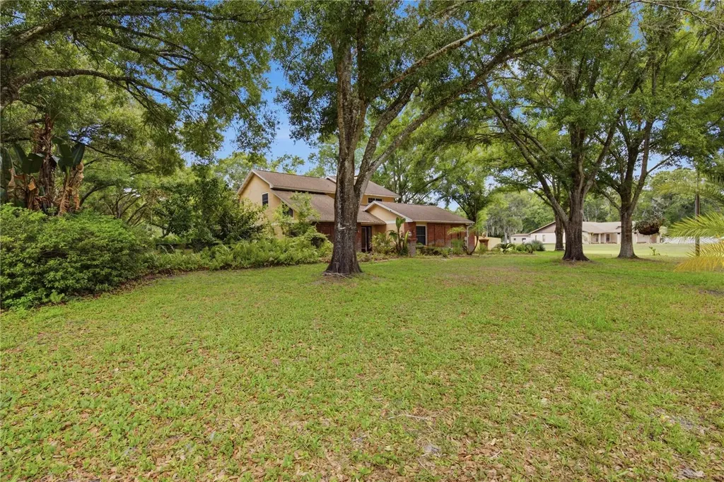 25520 Oaks Boulevard Land O Lakes FL 34639