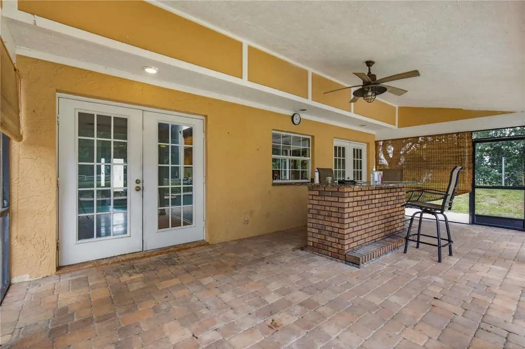 25520 Oaks Boulevard Land O Lakes FL 34639