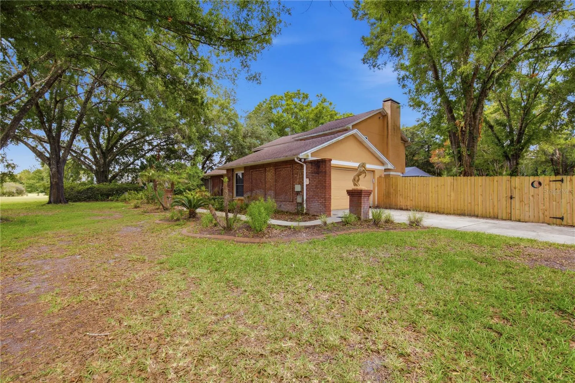 25520 Oaks Boulevard Land O Lakes FL 34639