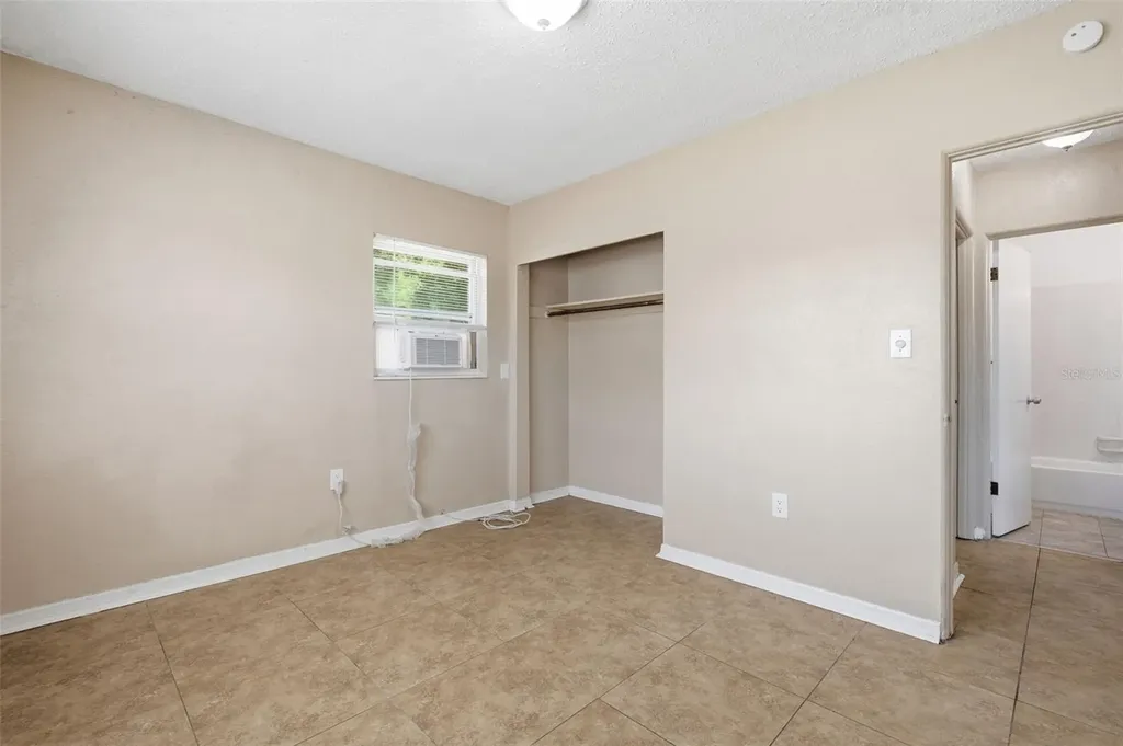 8871 93rd Street Seminole FL 33777