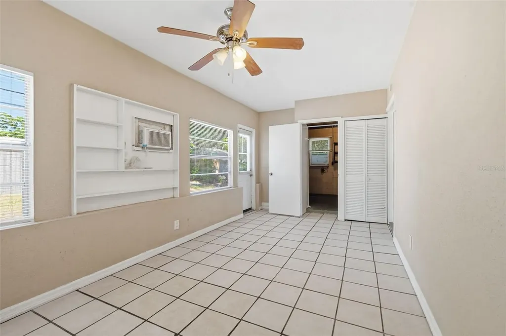 8871 93rd Street Seminole FL 33777