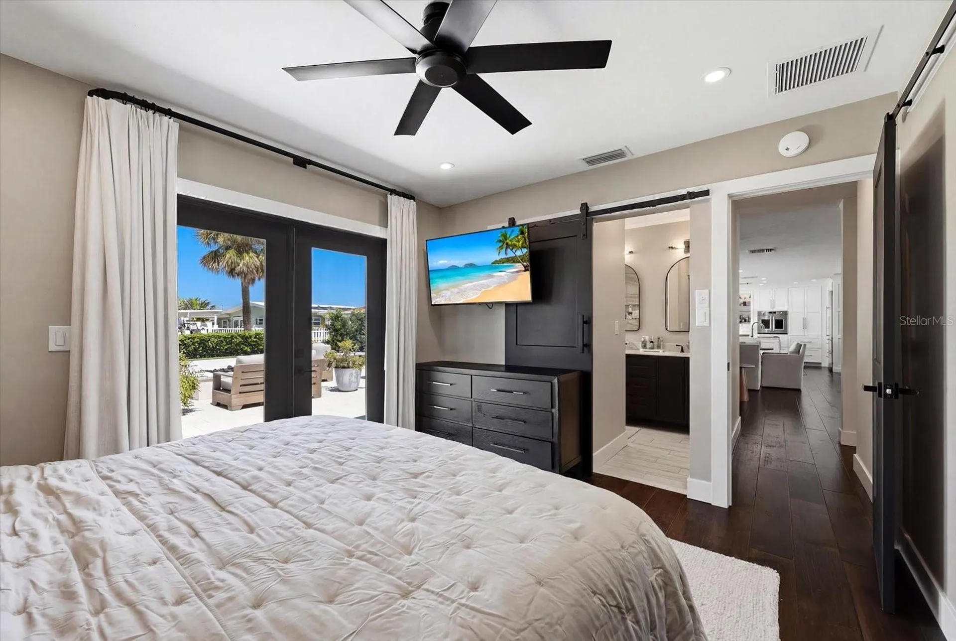 121 79th Street S St Petersburg FL 33707