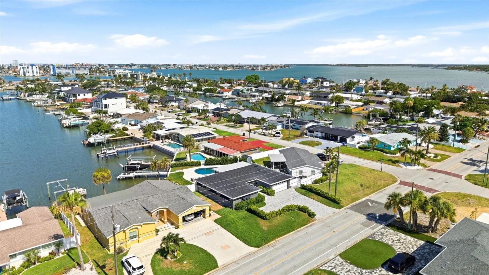 121 79th Street S St Petersburg FL 33707