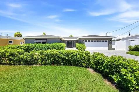 121 79th Street S St Petersburg FL 33707