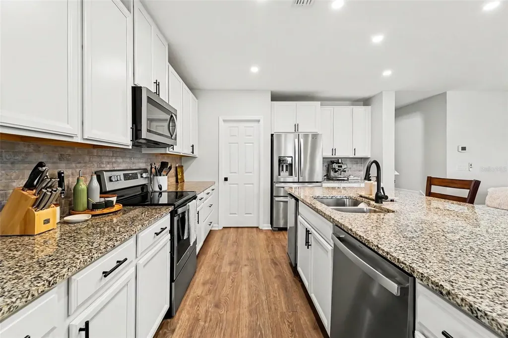 5463 Little Stream Lane Wesley Chapel FL 33545