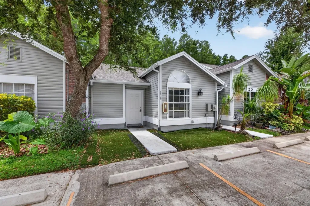 5808 Red Cedar Lane Tampa FL 33625
