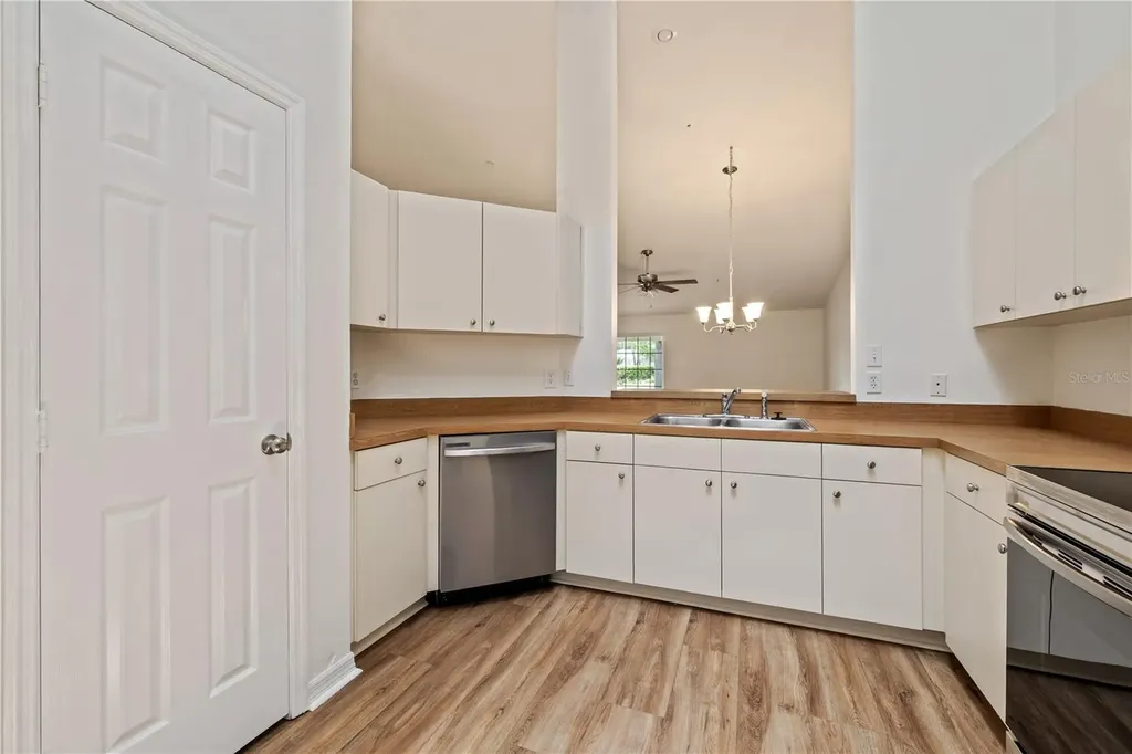 8407 Terrace Meadows Court Tampa FL 33637