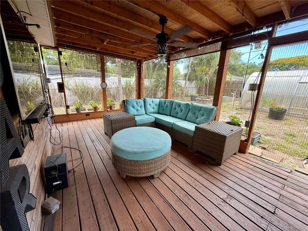 1609 Scott Street Clearwater FL 33755