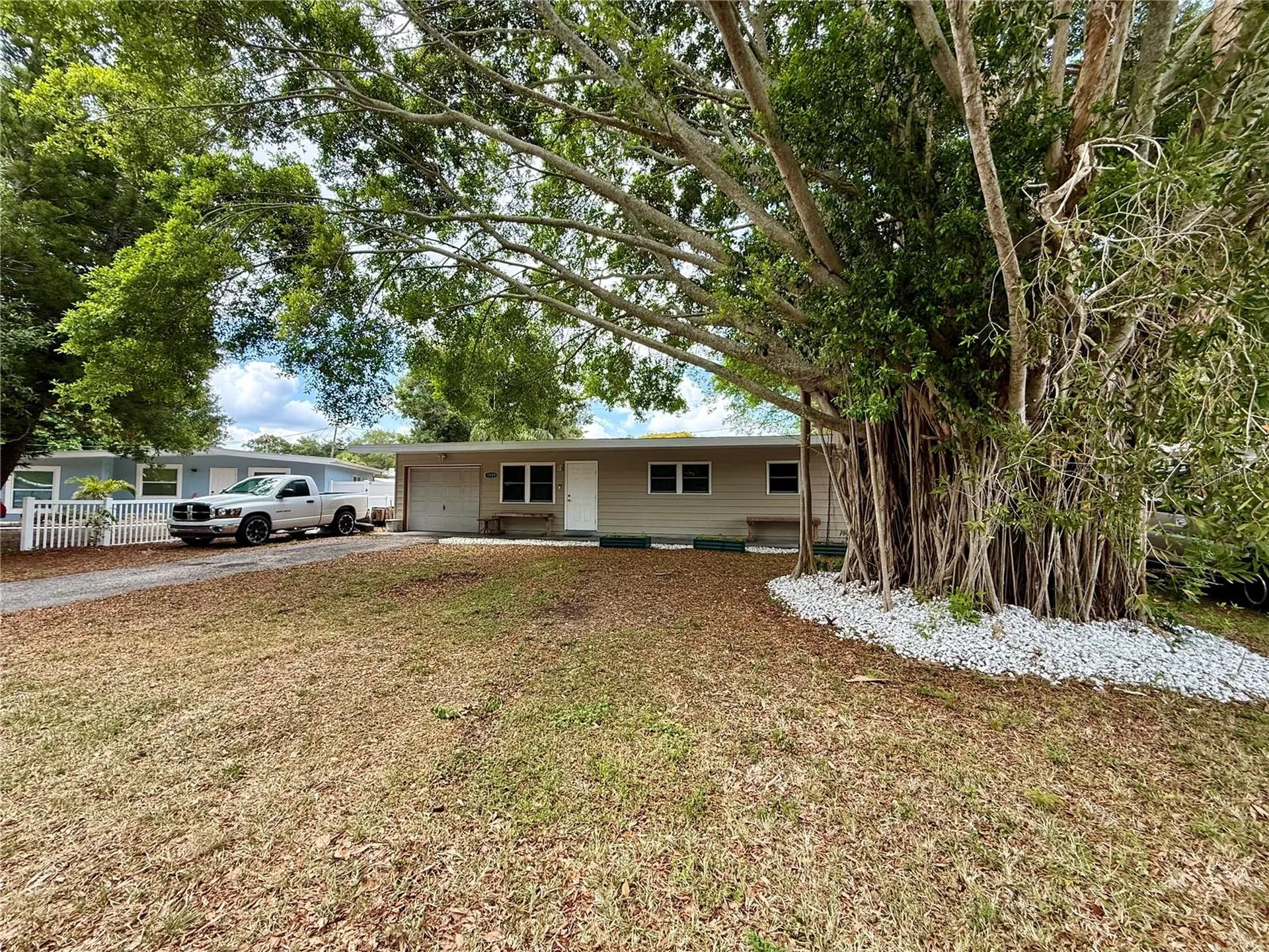 1609 Scott Street Clearwater FL 33755