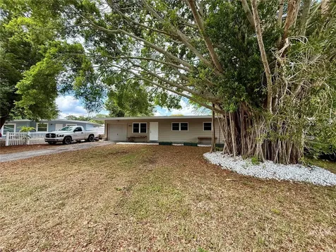 1609 Scott Street Clearwater FL 33755