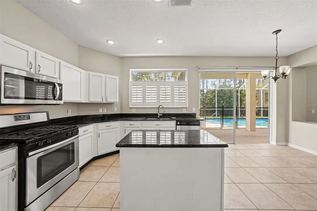 6112 Cezanne Avenue Lutz FL 33558