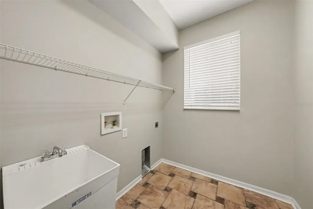 6112 Cezanne Avenue Lutz FL 33558