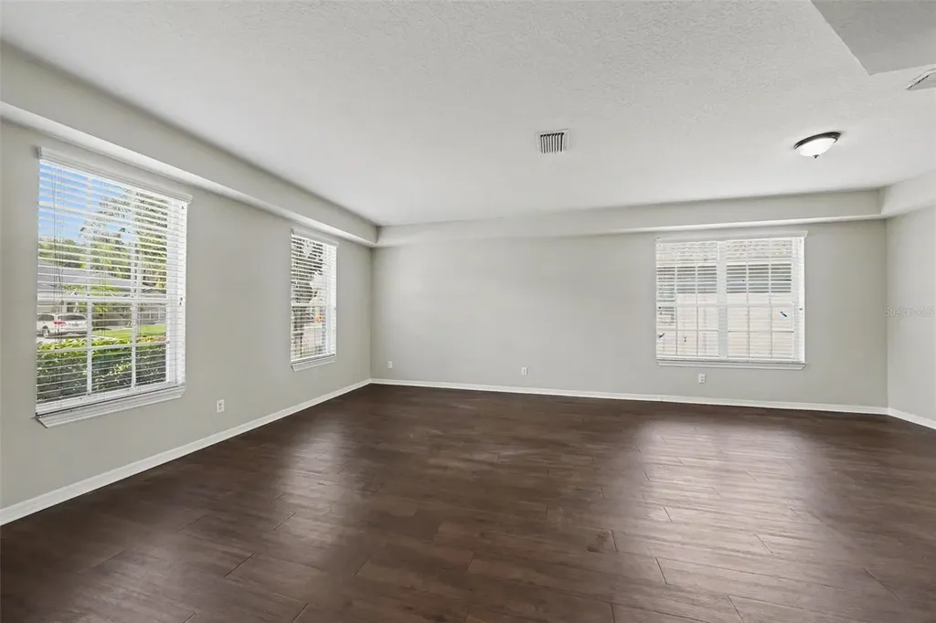 6112 Cezanne Avenue Lutz FL 33558