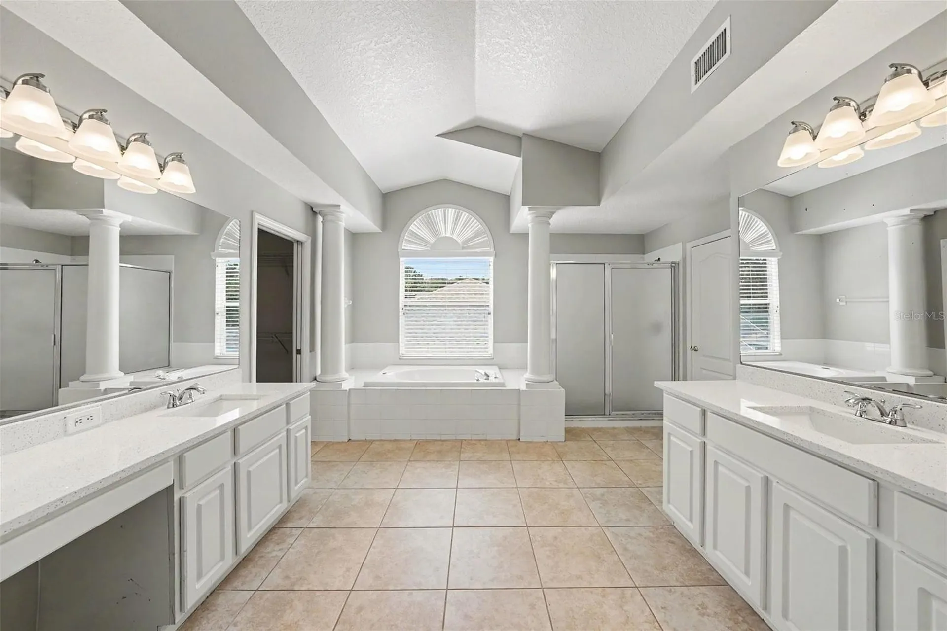 6112 Cezanne Avenue Lutz FL 33558