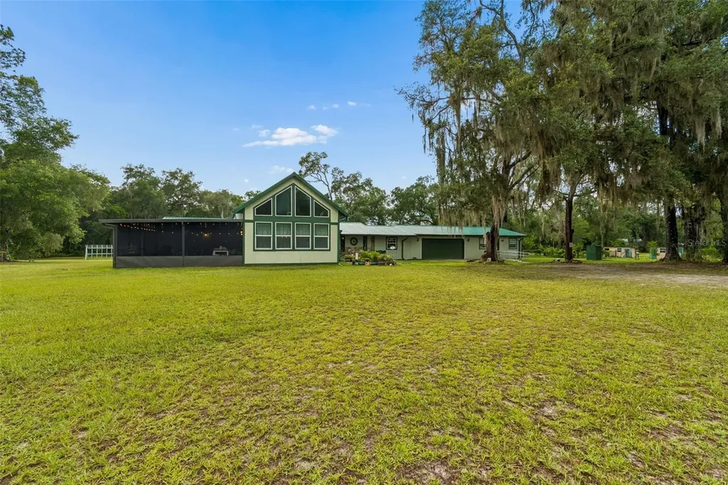 11094 SW 51st Drive Webster FL 33597
