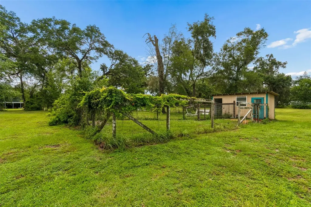 11094 SW 51st Drive Webster FL 33597