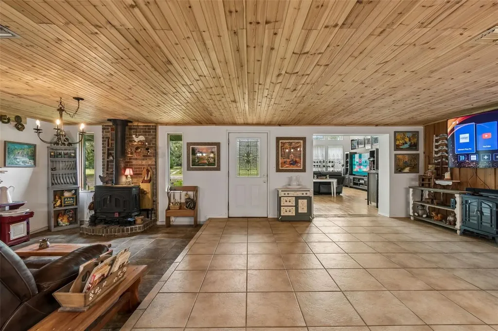 11094 SW 51st Drive Webster FL 33597