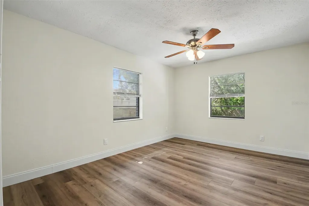 5305 E 127th Avenue Tampa FL 33617
