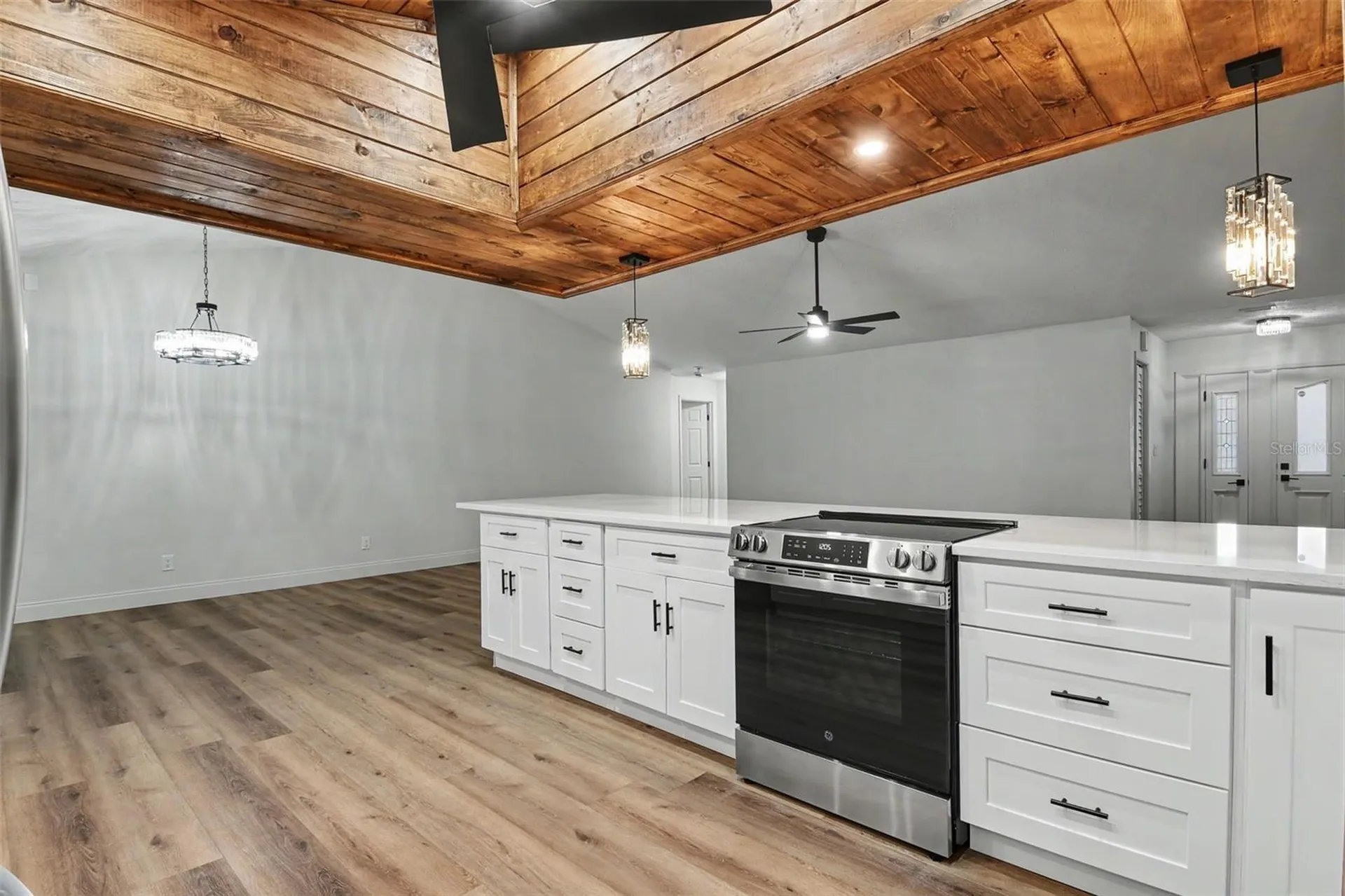 5305 E 127th Avenue Tampa FL 33617