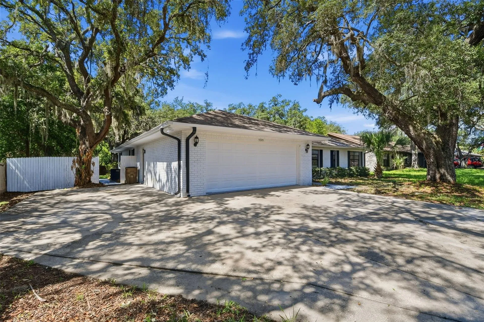 5305 E 127th Avenue Tampa FL 33617