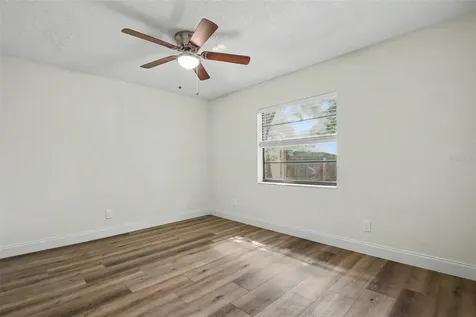 5305 E 127th Avenue Tampa FL 33617