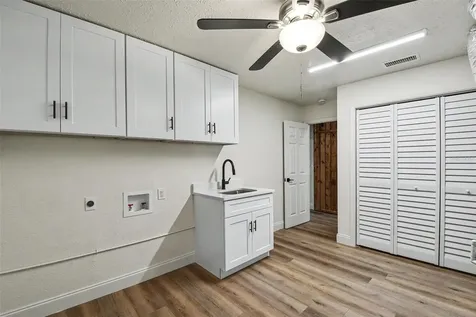 5305 E 127th Avenue Tampa FL 33617