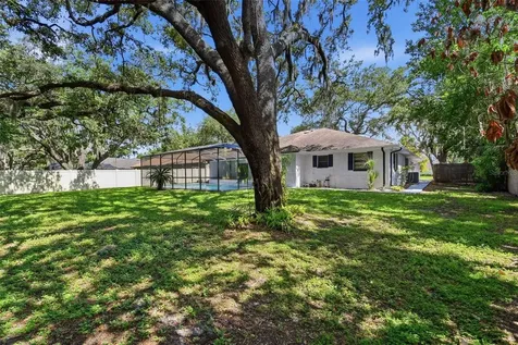 5305 E 127th Avenue Tampa FL 33617