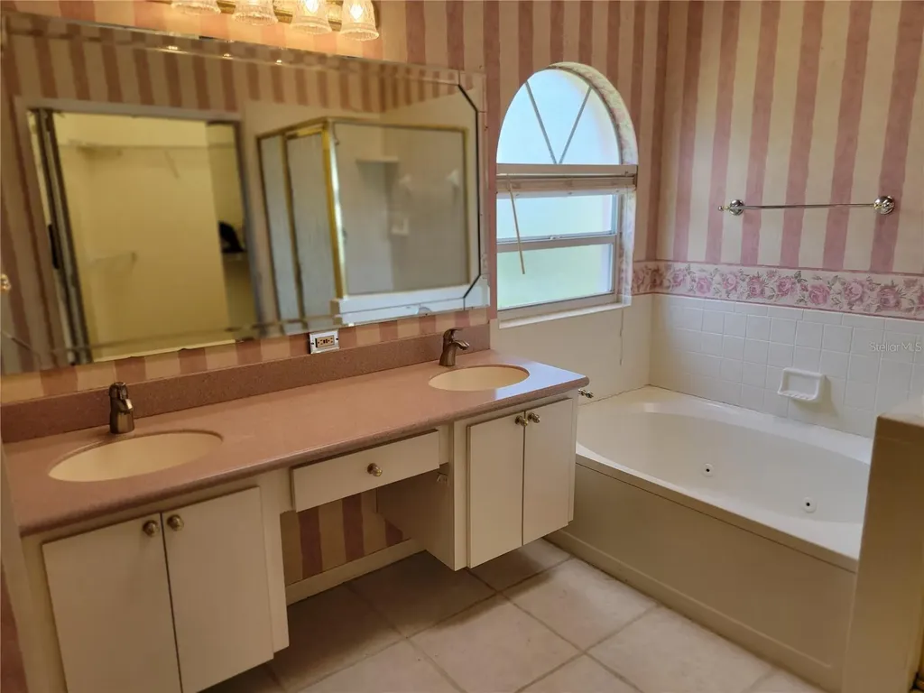 1602 Yeomans Path Lakeland FL 33809