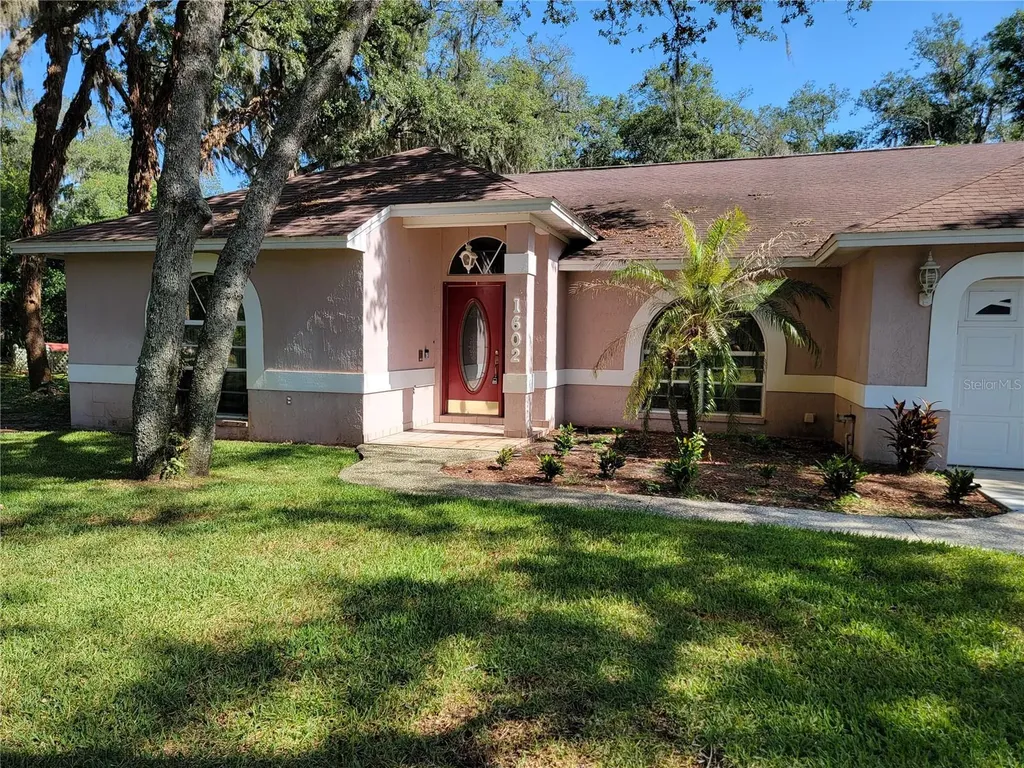 1602 Yeomans Path Lakeland FL 33809