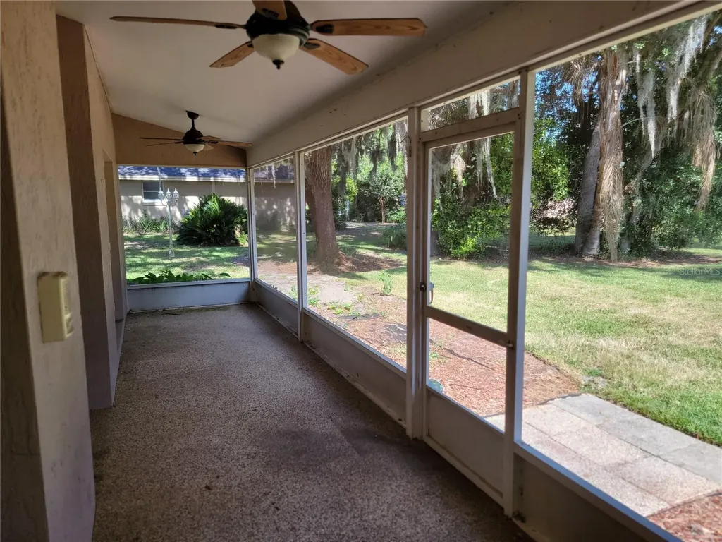 1602 Yeomans Path Lakeland FL 33809