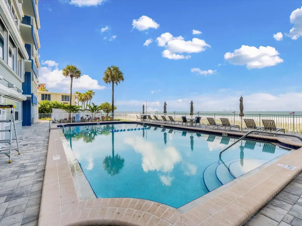 17400 Gulf Boulevard St Petersburg FL 33708