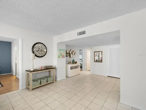 17400 Gulf Boulevard St Petersburg FL 33708