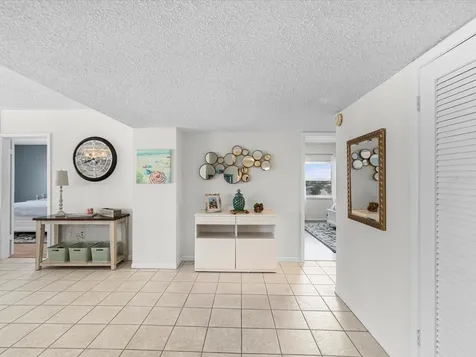 17400 Gulf Boulevard St Petersburg FL 33708