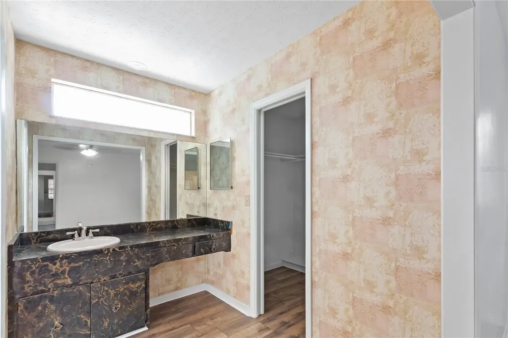 11016 Saginaw Drive Tampa FL 33617
