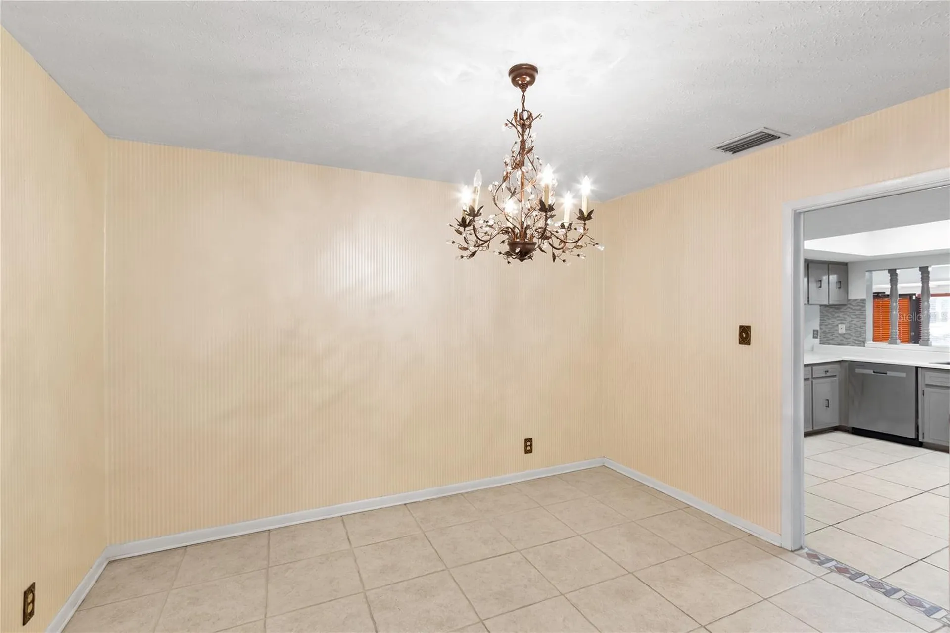11016 Saginaw Drive Tampa FL 33617